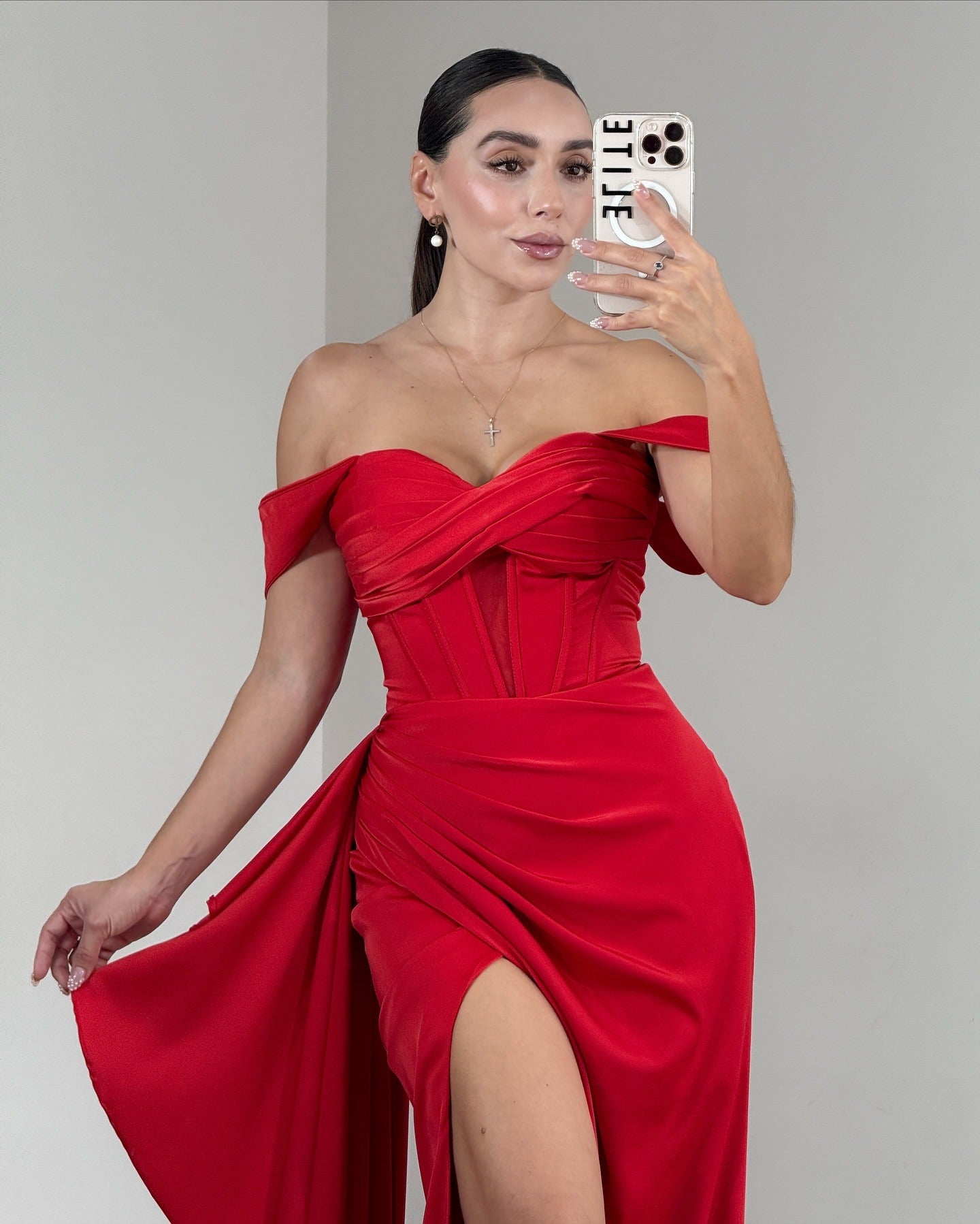 Satin Meerjungfrau Spitze Perlen V-Ausschnitt Schlitz Ballkleider lang für Frauen HE868