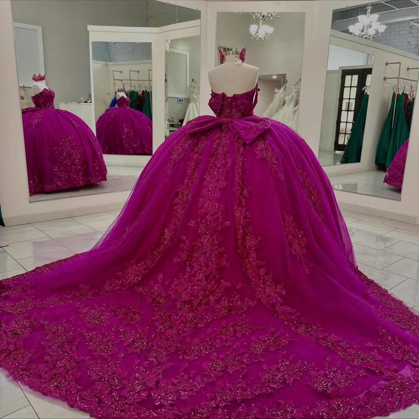 Princess Ball Gown Fuchsia Off Shoulder Tulle Appliqued Quinceanera Dresses HE958