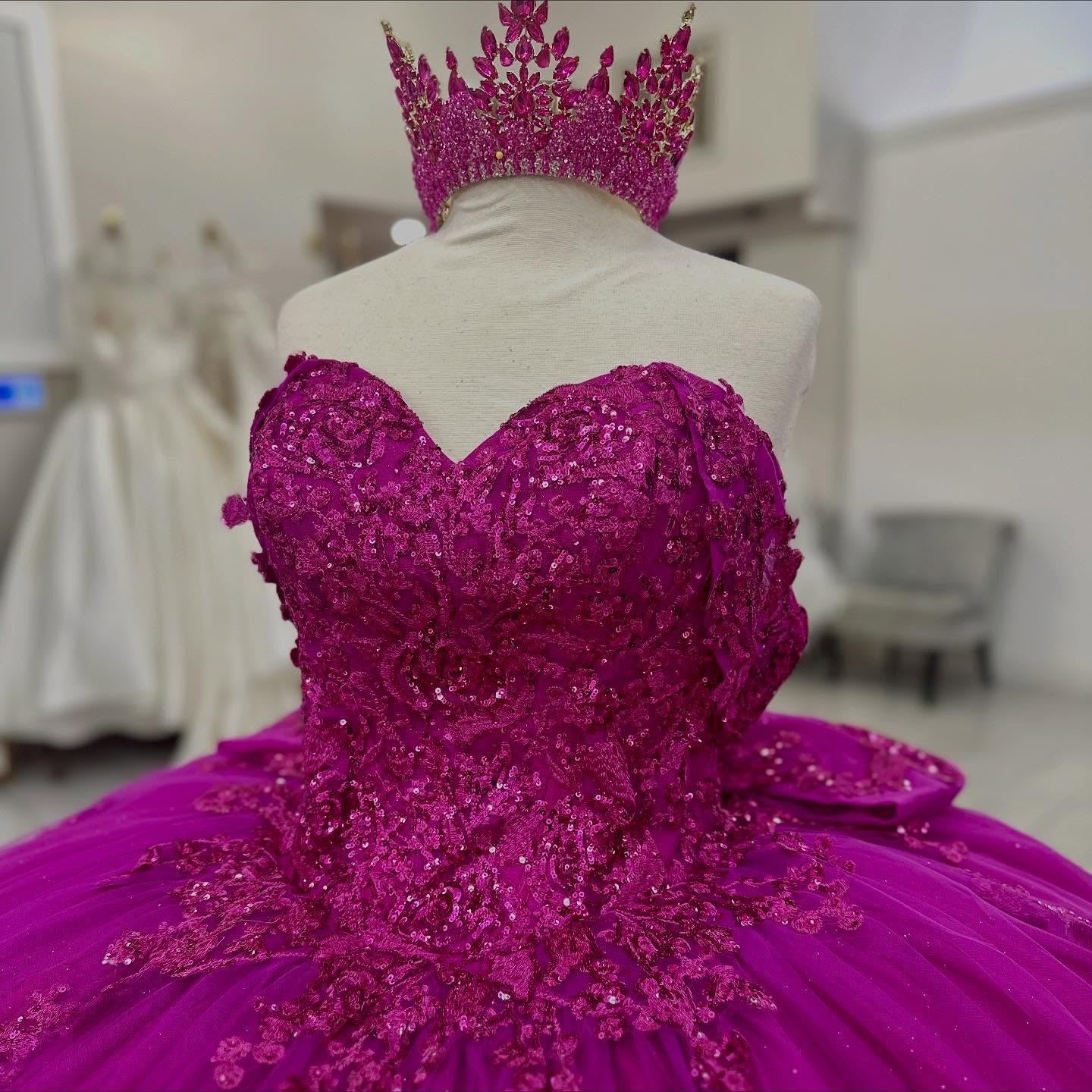 Princess Ball Gown Fuchsia Off Shoulder Tulle Appliqued Quinceanera Dresses HE958