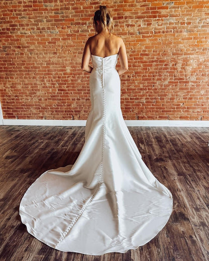 Satin Strapless Bowknot Wedding Dresses Mermaid Sweetheart Wedding Gowns for Bride HE1117