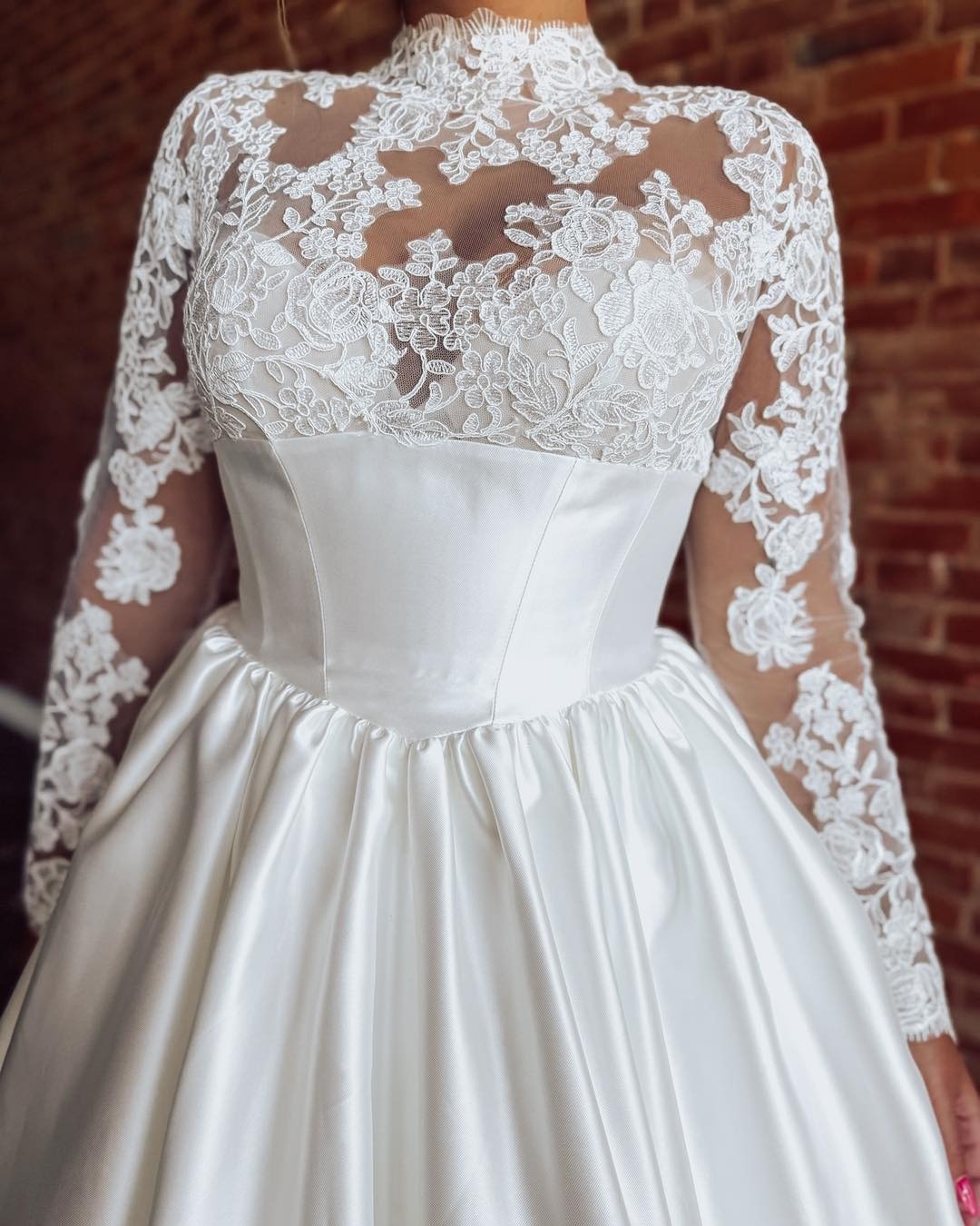 Lace Long Sleeves Satin Wedding Dresses A Line High Neck Bridal Wedding Gowns for Women HE1120