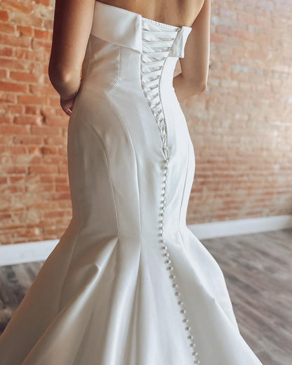 Mermaid Strapless Satin Wedding Dresses Boho Sweetheart Bridal Wedding Gowns HE1122