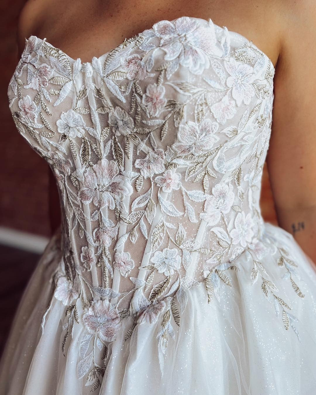 A Line Boho Wedding Dresses Sweetheart Corset Lace Wedding Gowns for Bride HE1113