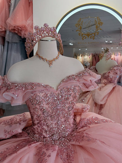 Gorgeous Princess Ball Gown Pink Quinceanera Dresses Tulle Appliqued Sweet 16 Party Gowns HE1051