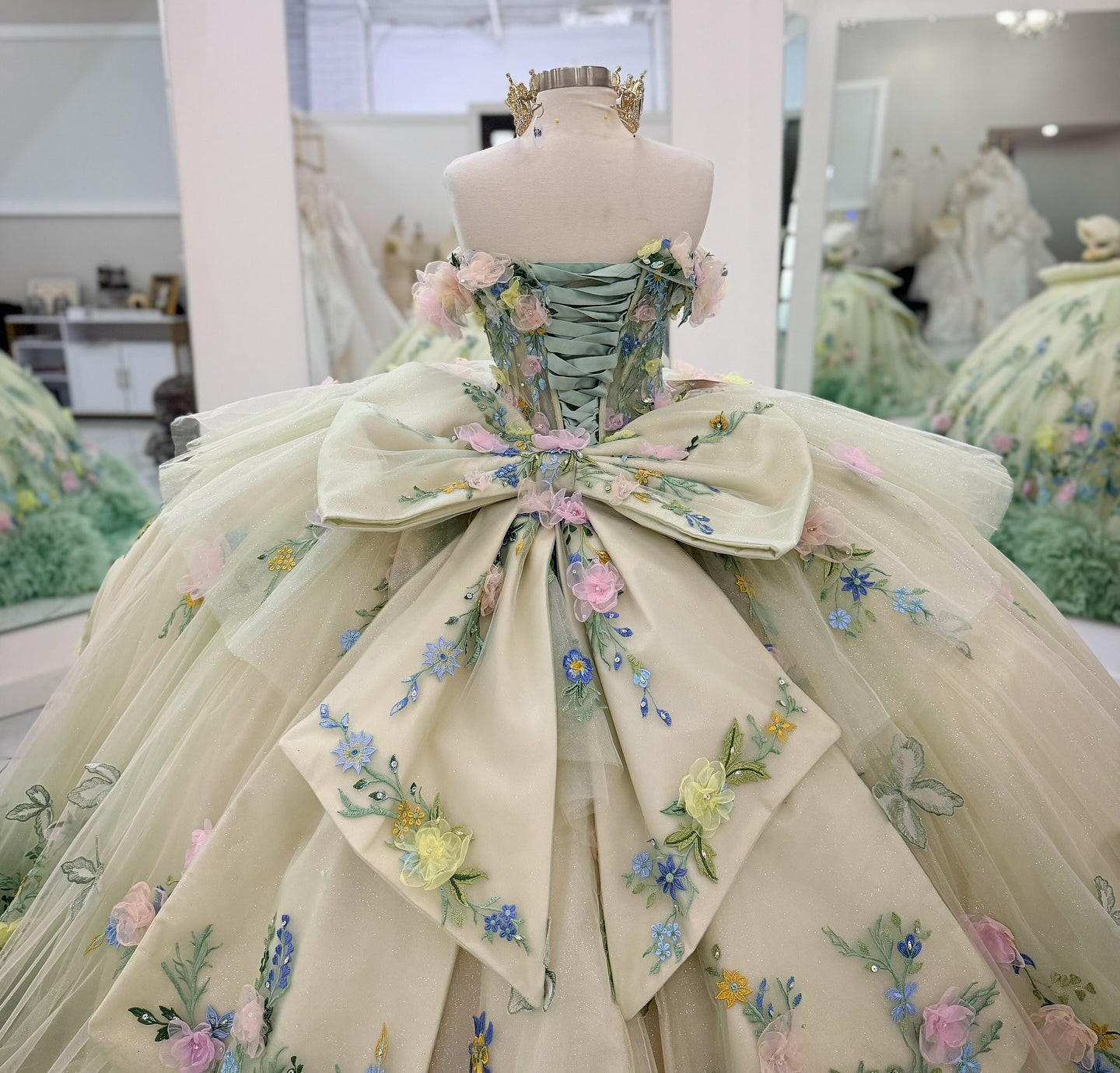 Luxury Tulle 3D Flower Green Quinceanera Dresses Sweet 16 Birthday Par Luxury Tulle 3D Flower Green Quinceanera Dresses Sweet 16 Birthday Par