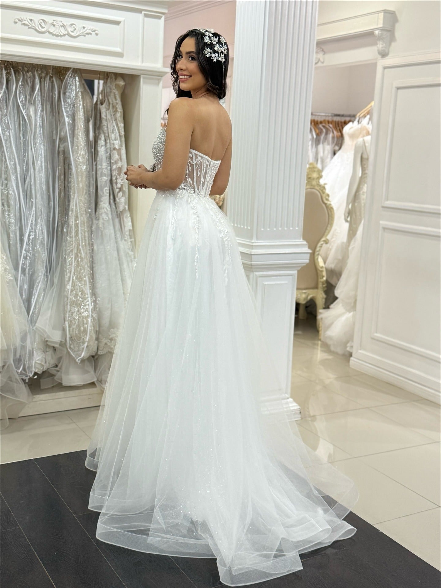 Sweetheart A-Linie Tüll 3D Blumen Strand Brautkleider für die Braut HE878