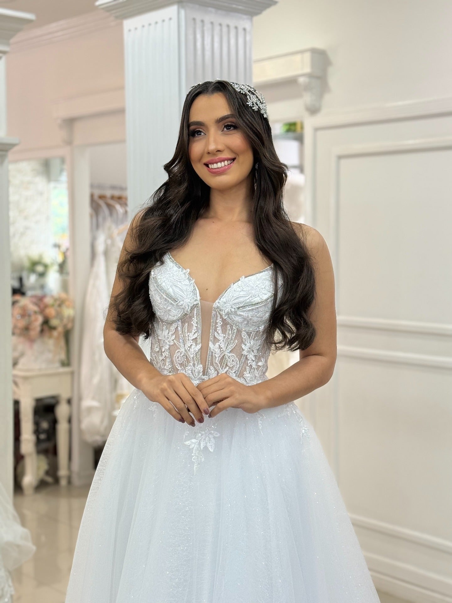 Glittery Tulle Sweetheart Boho Wedding Dresses A Line Lace Appliqued Wedding Gowns HE1064