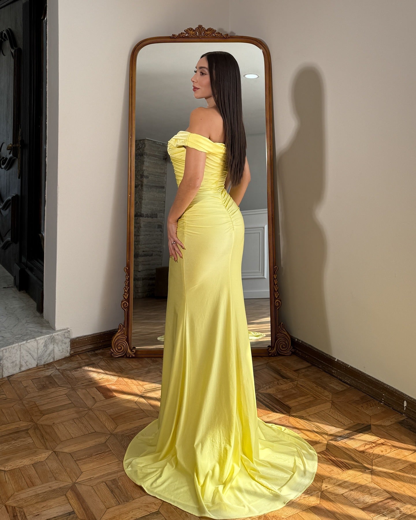 Satin Meerjungfrau Spitze Perlen V-Ausschnitt Schlitz Ballkleider lang für Frauen HE868