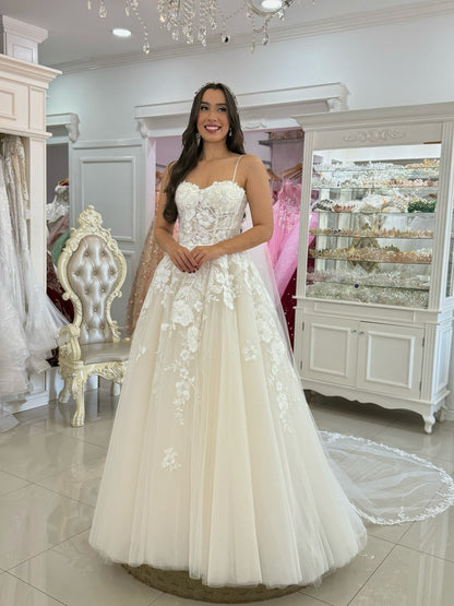 Sweetheart A Line Boho Wedding Dresses Tulle Appliqued Wedding Gowns for Bride HE1111