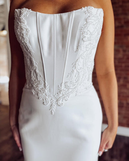 Mermaid Satin Sweetheart Corset Wedding Dresses Lace Appliqued Bridal Wedding Gowns HE1115