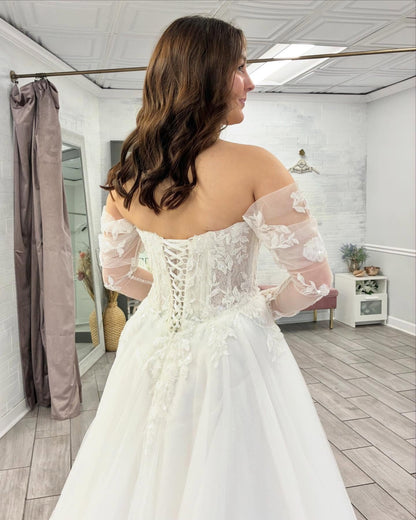 A Line Boho Wedding Dresses Tulle Lace Appliqued Long Sleeves Bridal Wedding Gown HE1437
