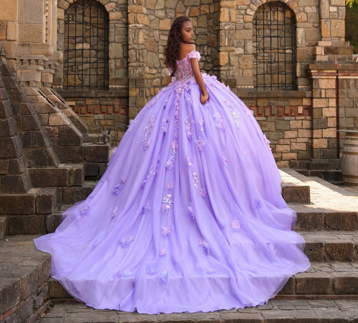 Off Shoulder Tulle Lace Appliqued Lilac Quinceanera Dresses Princess Birthday Party Gowns HE856