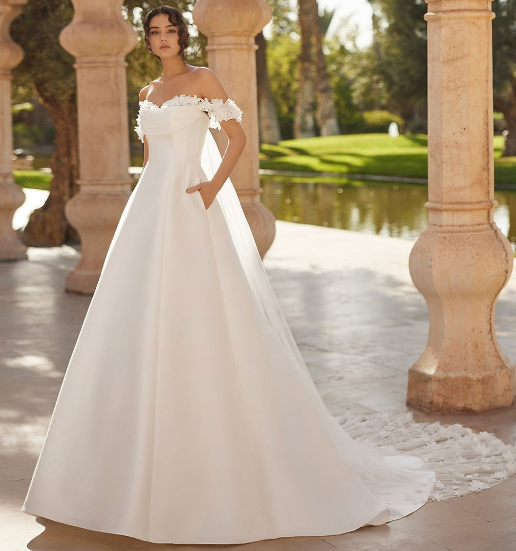 Women's A Line Satin Appliqued Plus Size White Wedding Dresses with Pockets HE875