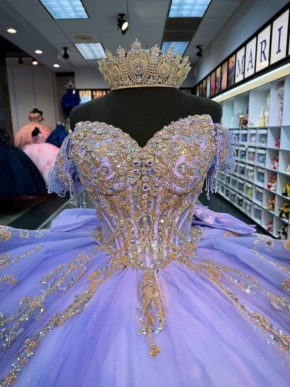 Off Shoulder Lace Appliqued Beaded Princess Lilac Quinceanera Dresses for Sweet 15 HE1568