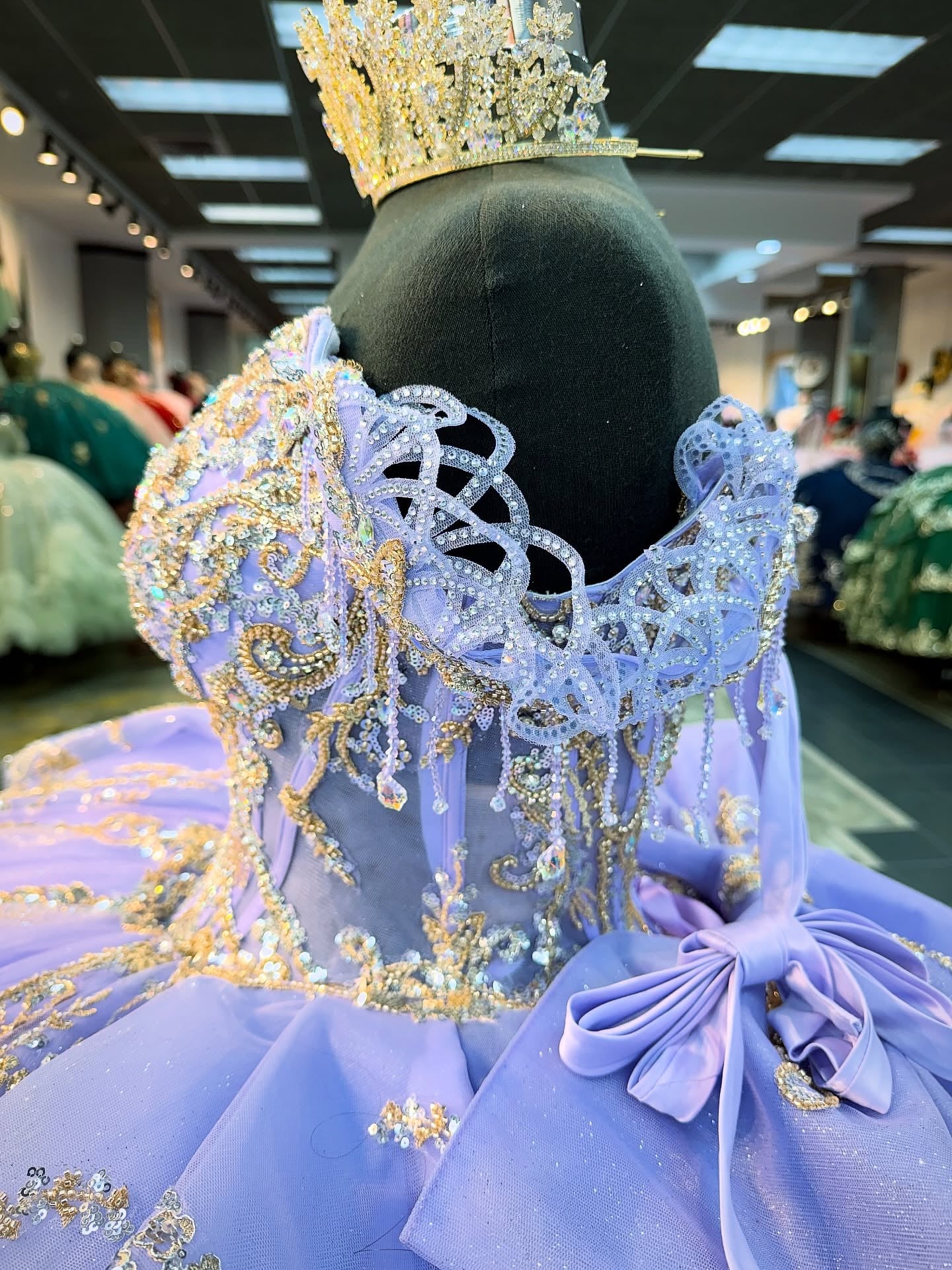 Off Shoulder Lace Appliqued Beaded Princess Lilac Quinceanera Dresses for Sweet 15 HE1568
