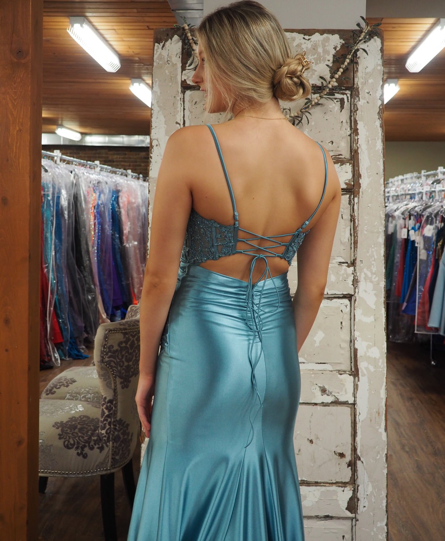 Spaghetti Straps Mermaid Prom Dresses Long Satin Lace Appliqued Party Gowns HE1549