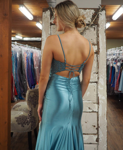 Spaghetti Straps Mermaid Prom Dresses Long Satin Lace Appliqued Party Gowns HE1549