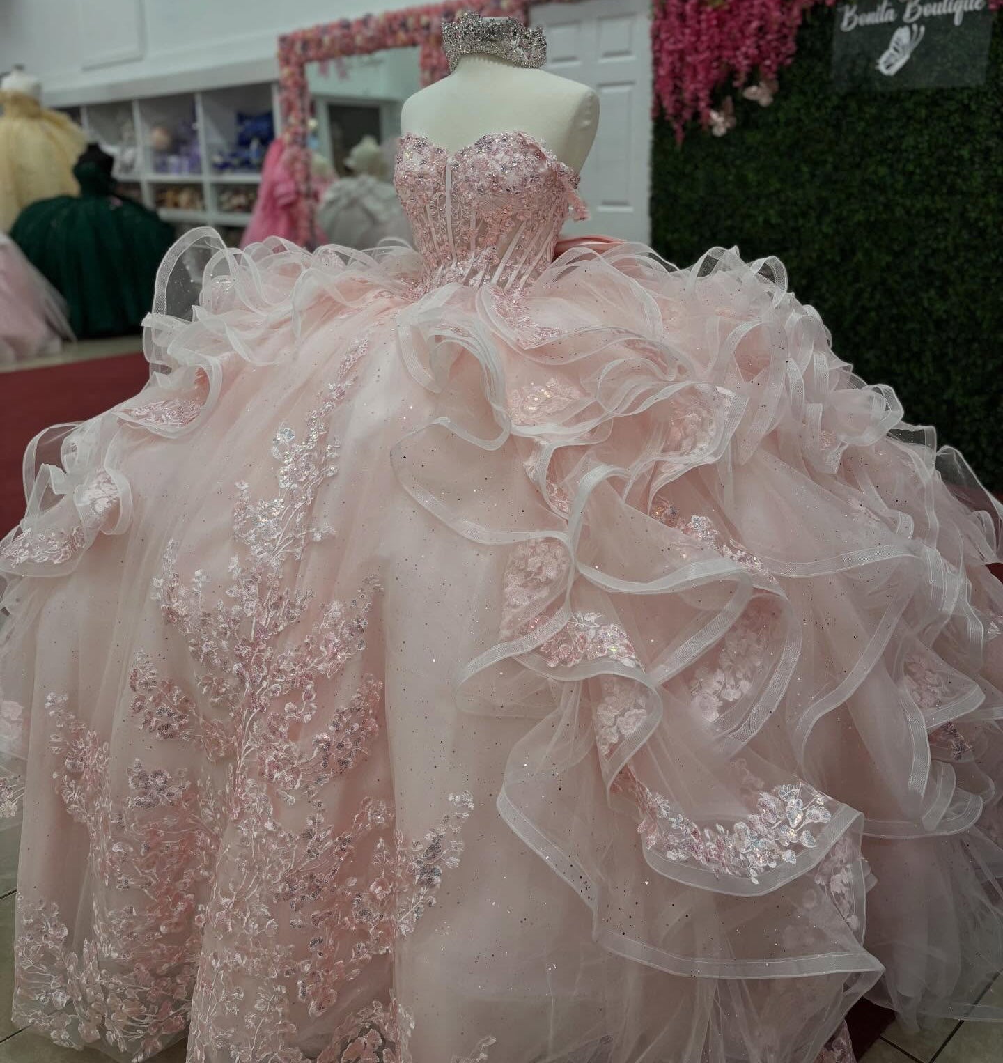 Ball Gown Tulle Tiered Pink Quinceanera Dresses Lace Appliqued Sweet 15 Party Gown HE1390