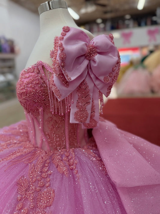 Glittery Tulle Crystal Beaded Pink Quinceanera Dresses Sweet 15 Party Gowns with Bowknot HE1409