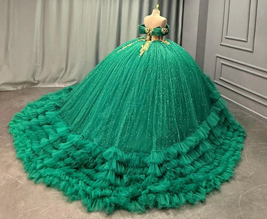 Tulle Appliqued Green Quinceanera Dresses Tiered Sweet 16 Party Gowns HE1456