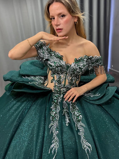 Glittery Tulle Lace Tiered Green Quinceanera Dresses Ball Gown Party Dress for Sweet 15 HE1462
