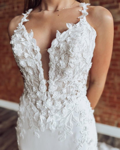 Mermaid Tulle Lace Appliqued V Neck Wedding Dresses 3d Flower Bridal Gowns HE1568