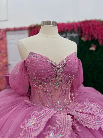 Ball Gown Tulle Lace Pink Quinceanera Dresses Off Shoulder Sweet 16 Birthday Party Gown HE1455