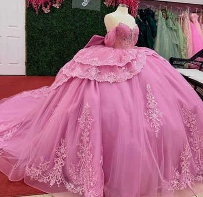 Ball Gown Tulle Lace Pink Quinceanera Dresses Off Shoulder Sweet 16 Birthday Party Gown HE1455