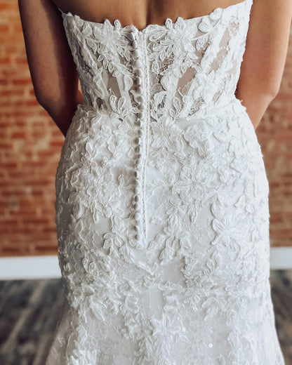 Strapless Mermaid Tulle Lace Appliqued Beach Wedding Dresses for Women HE1566