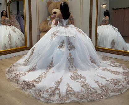 Crystal Lace Beaded Princess Ball Gown Sweet 16 Quinceanera Dresses for Birthday HE1584