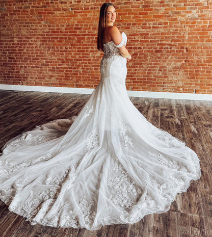 Off Shoulder Mermaid Tulle Lace Appliqued Boho Wedding Dresses for Women HE1561