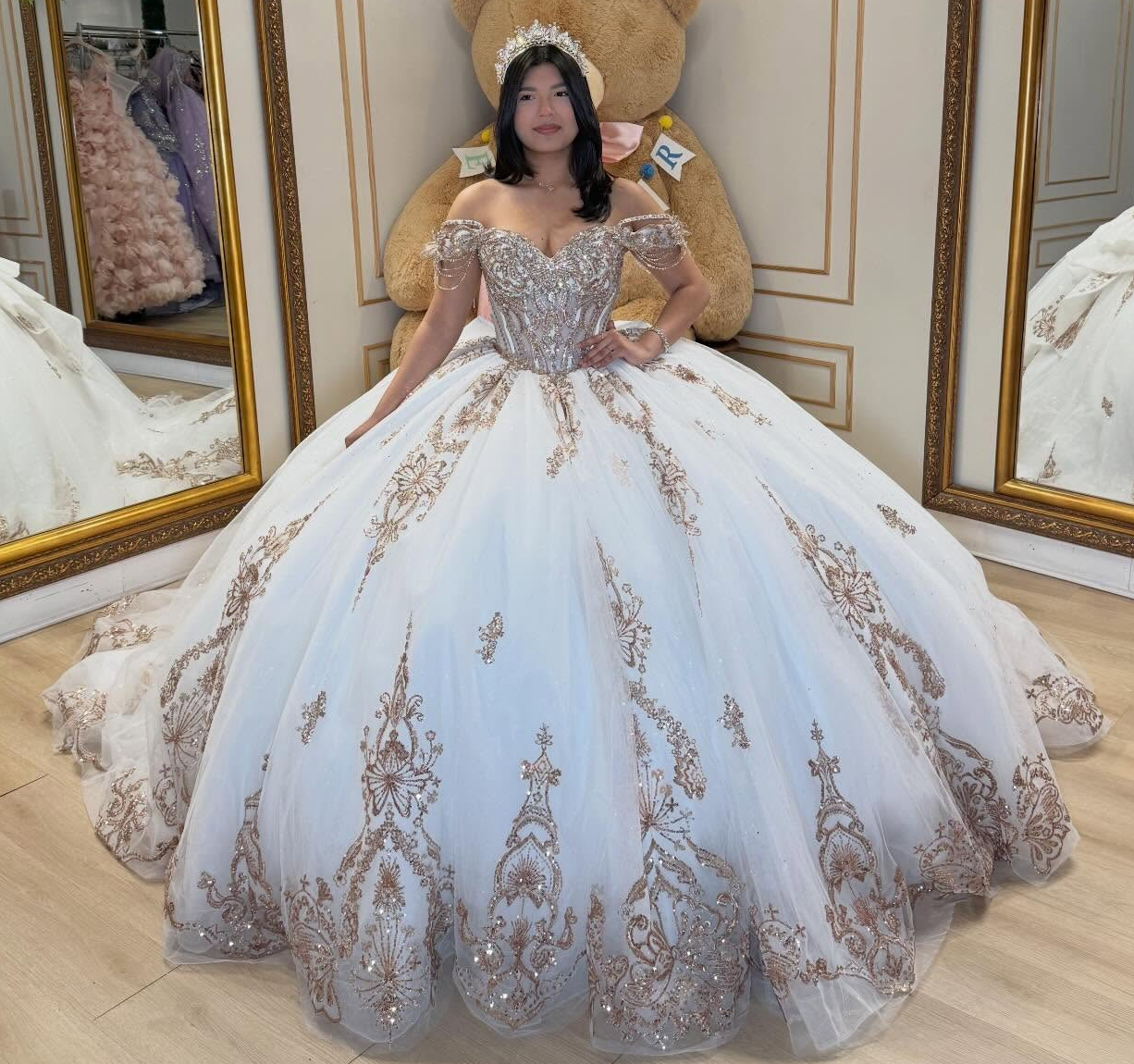 Crystal Lace Beaded Princess Ball Gown Sweet 16 Quinceanera Dresses for Birthday HE1584