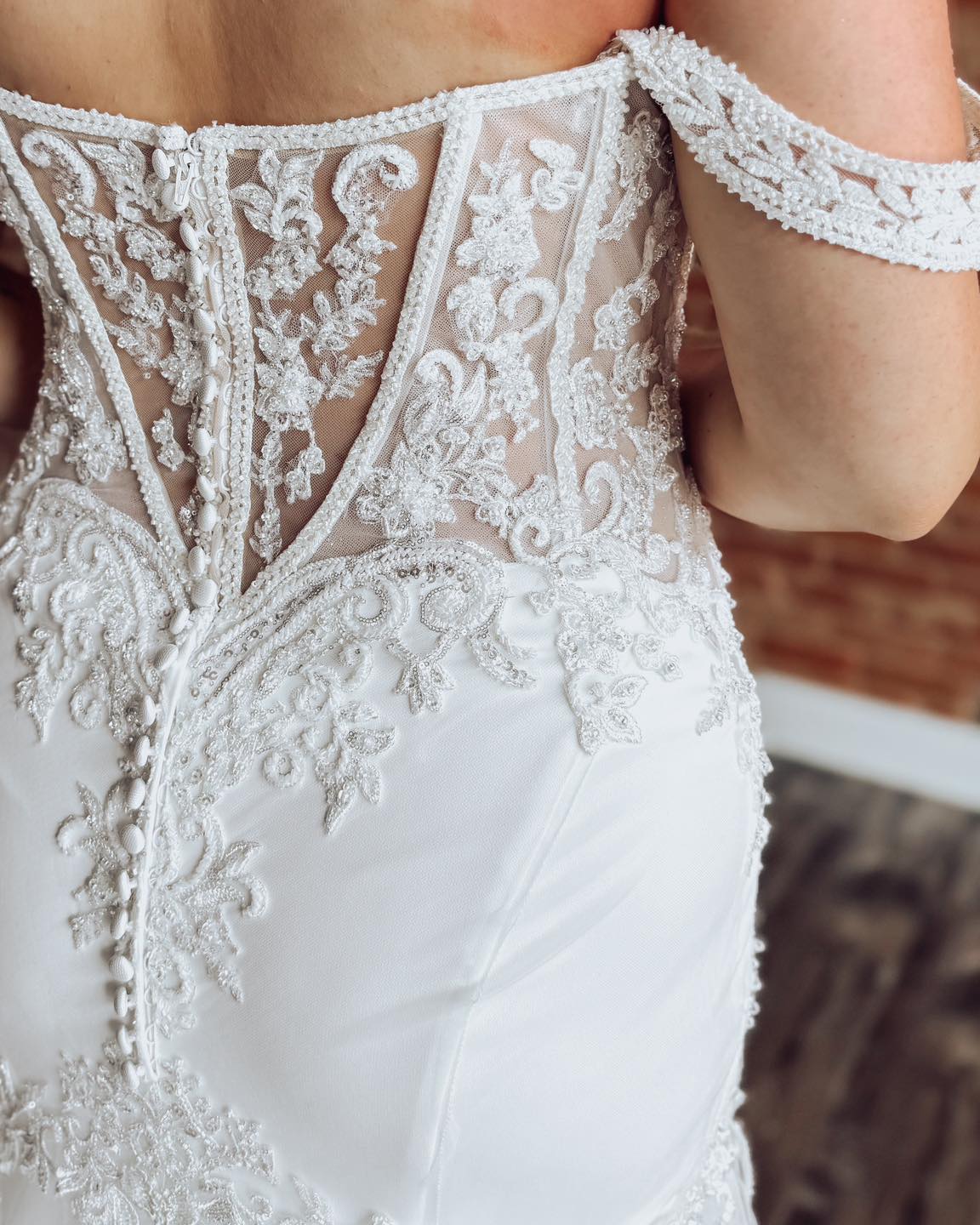 Off Shoulder Mermaid Tulle Lace Appliqued Boho Wedding Dresses for Women HE1561