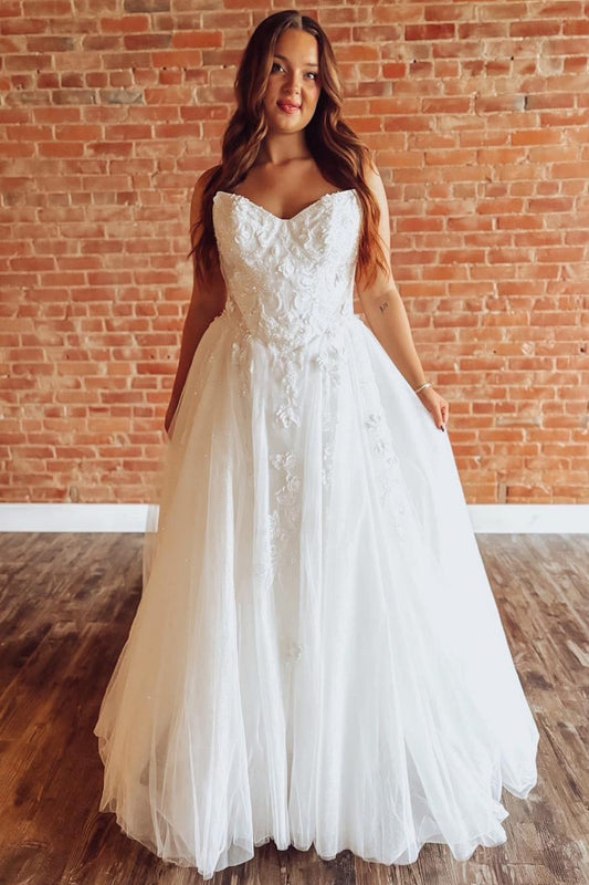A Line Plus Size Tulle Lace Boho Wedding Dresses Strapless Bridal Wedding Gown HE1569