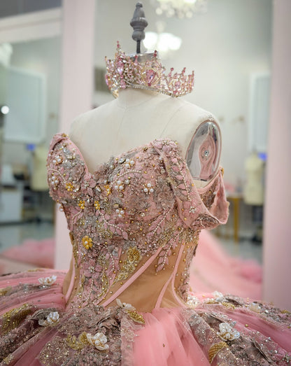Princess Ball Gown Pink Tulle Lace Appliqued Ruffled Quinceanera Dresses HE1555