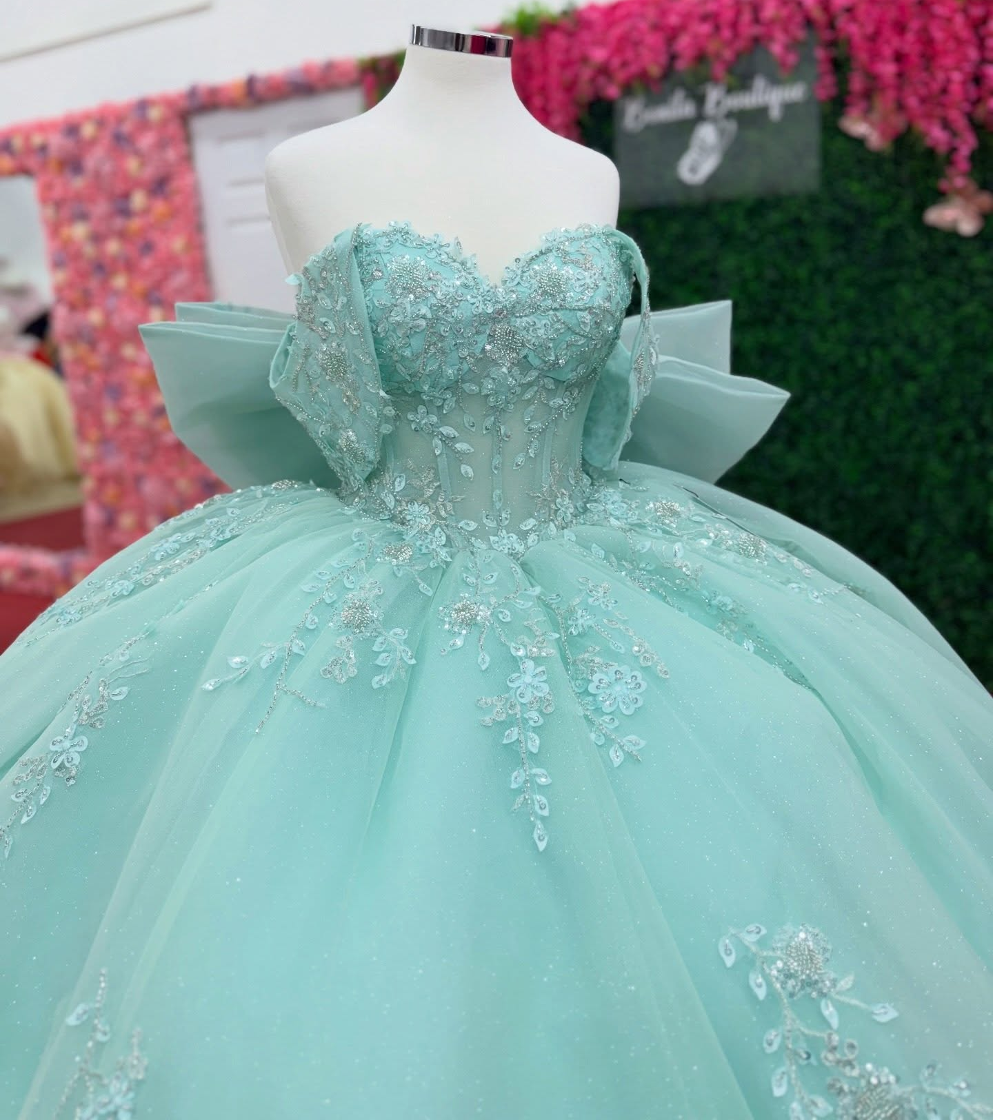 Glittery Tulle Lace Appliqued Beaded Green Quinceanera Dress for Sweet 16 HE1553