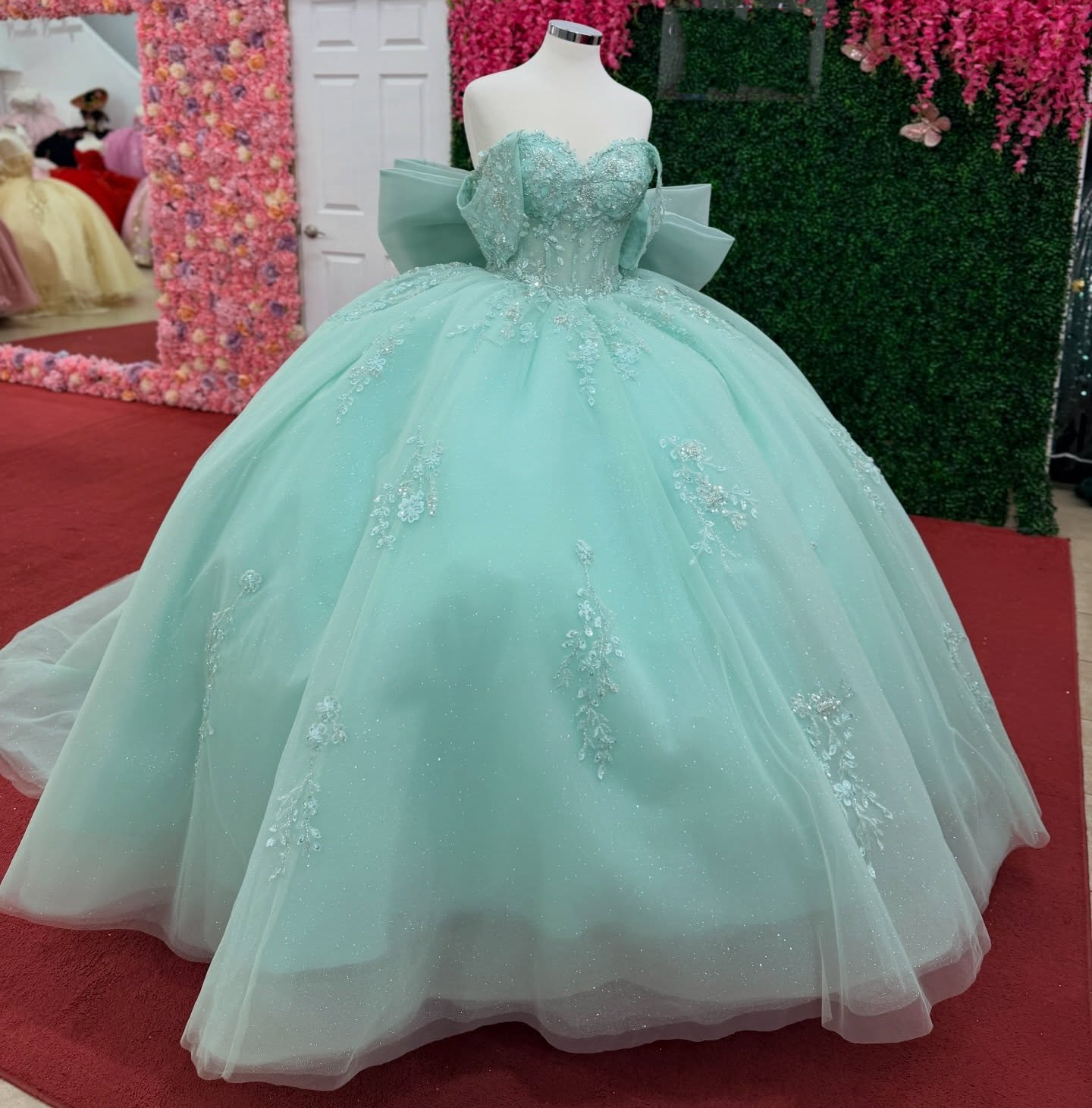 Glittery Tulle Lace Appliqued Beaded Green Quinceanera Dress for Sweet 16 HE1553