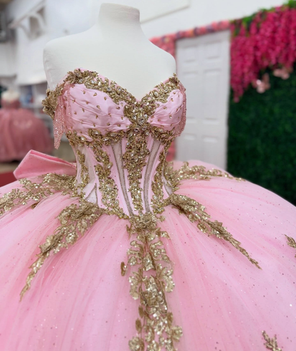 Off Shoulder Princess Pink Lace Appliqued Sweet 15 Quinceanera Dresses HE1554