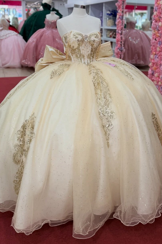 Princess Sweetheart Champagne Tulle Lace Appliqued Sweet 16 Quinceanera Dress HE1551