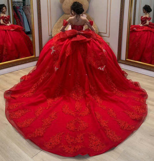 Lace Appliqued Beaded Princess Sweet 15 Red Quinceanera Dresses for Birthday HE1577