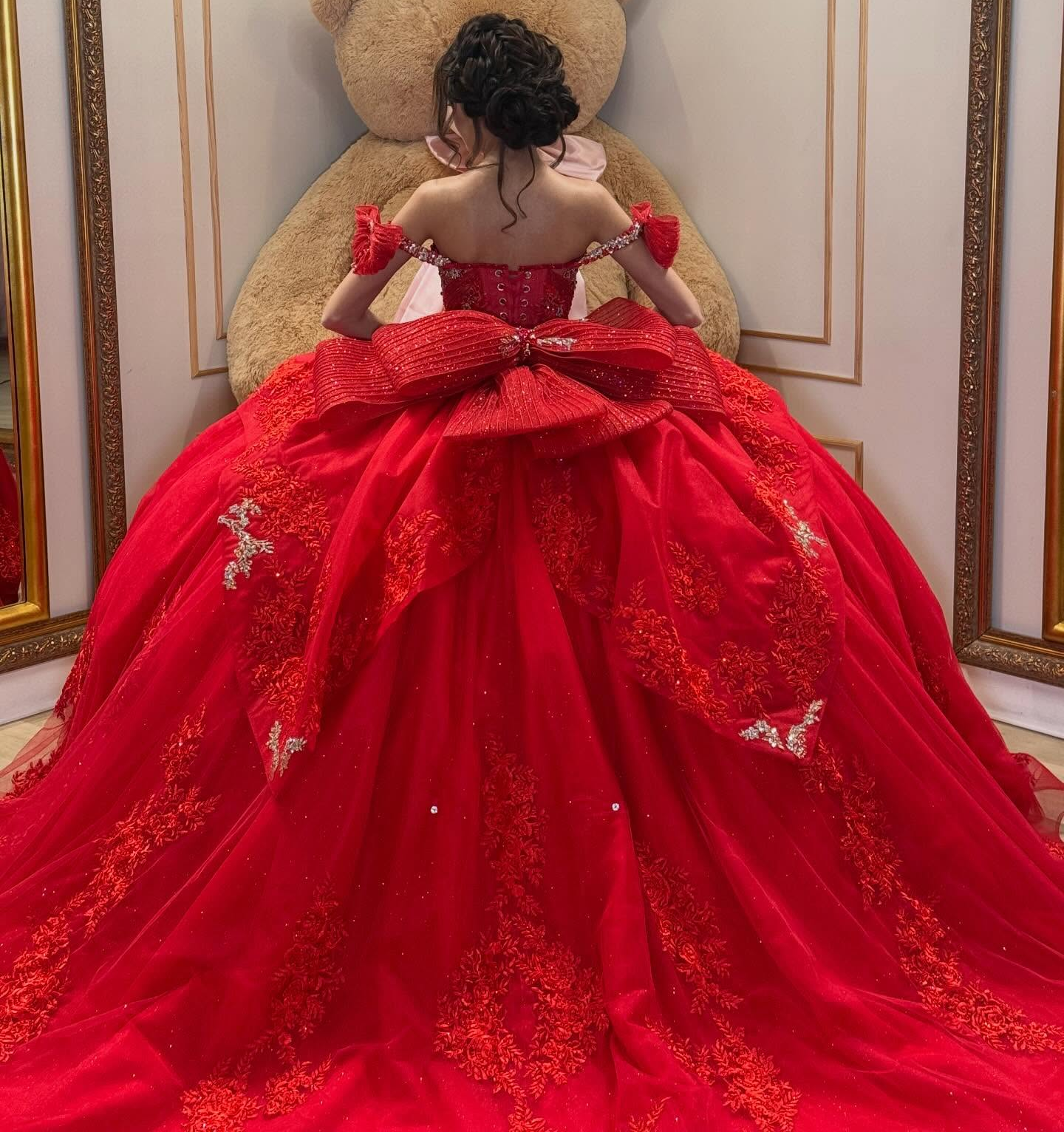 Lace Appliqued Beaded Princess Sweet 15 Red Quinceanera Dresses for Birthday HE1577