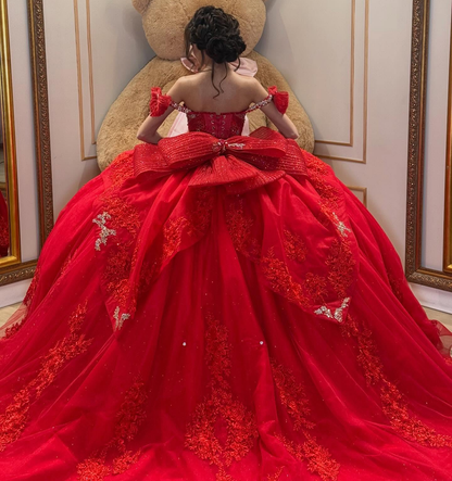 Lace Appliqued Beaded Princess Sweet 15 Red Quinceanera Dresses for Birthday HE1577