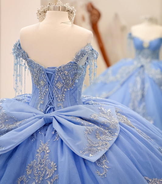 Ball Gown Princess Lace Crystal Beaded Blue Quinceanera Dresses with Ruffled HE1571