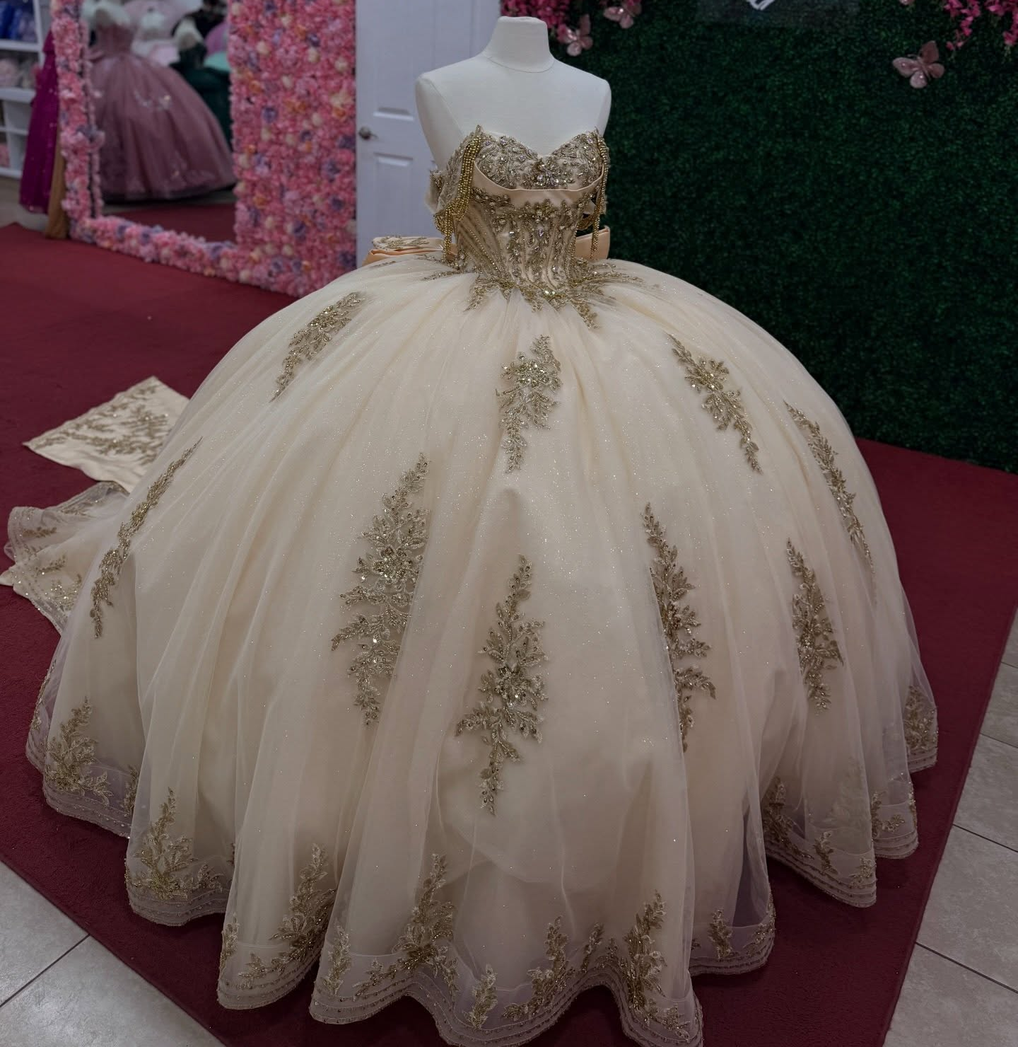 Princess Champagne Tulle Appliqued Beaded Sweet 15 Quinceanera Dresses HE1563