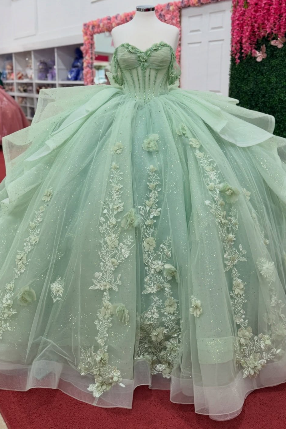 Off Shoulder Tulle Ruffled Green Quinceanera Dresses with Lace Appliqued HE1559