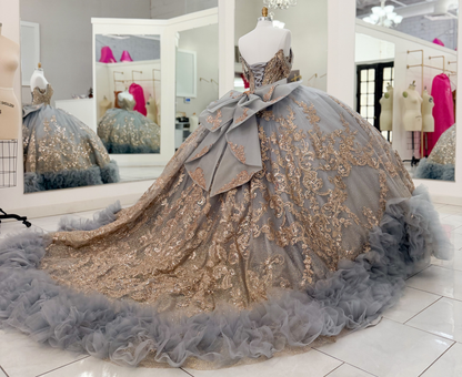 Luxury Lace Crystal Beaded Blue Sweet 16 Quinceanera Dresses with Ruffled HE1606