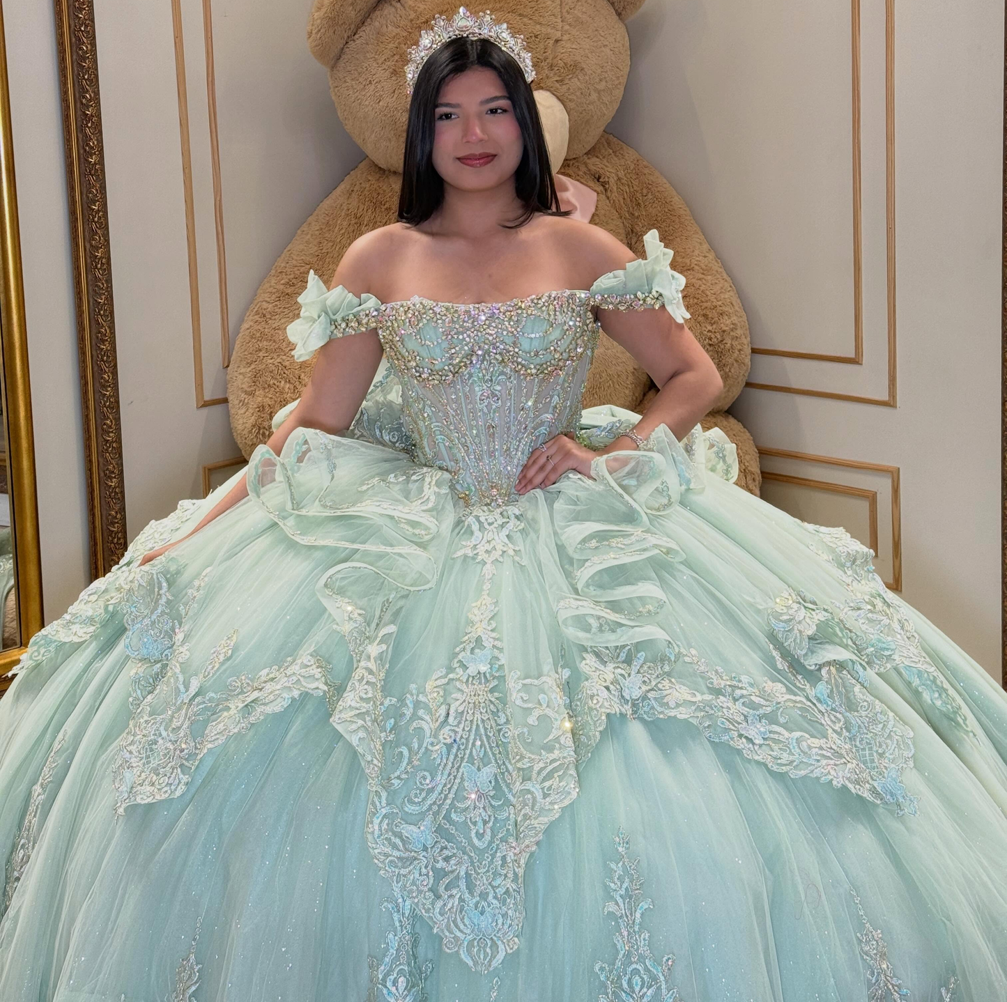 Off Shoulder Lace Appliqued Tulle Green Quinceanera Dresses for Sweet 16 Party HE1594