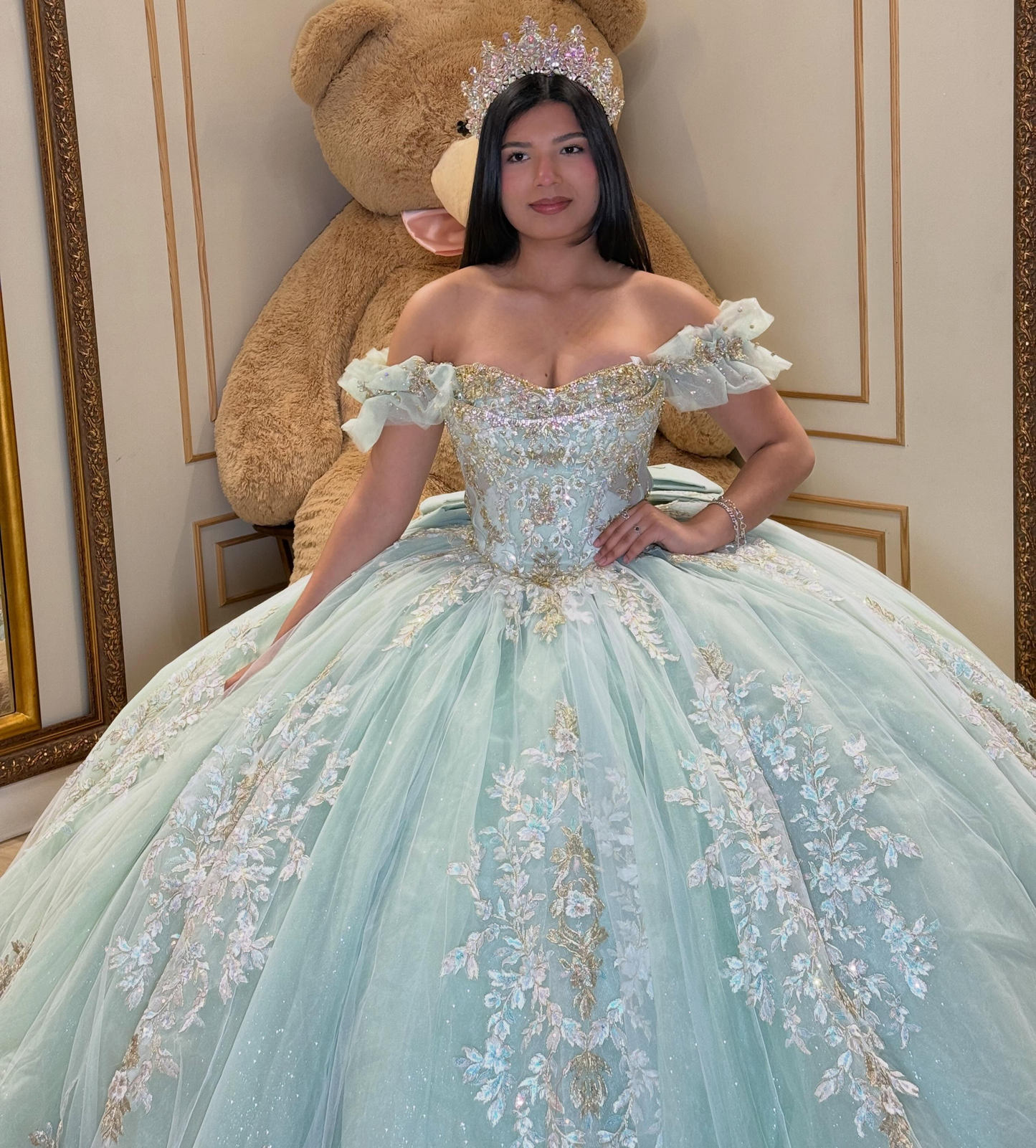 Lace Appliqued Tulle Green Quinceanera Dresses Sweet 16 Princess Birthday Gowns HE1592