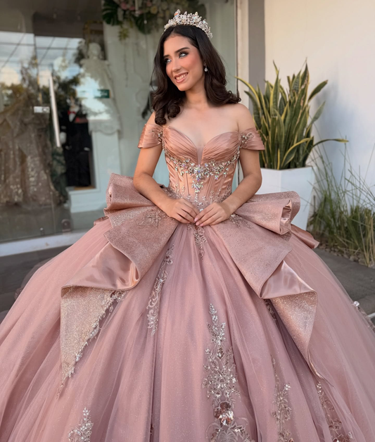 Ball Gown Tulle Appliqued Tiered Blush Sweet 16 Birthday Quinceanera Dresses HE1604