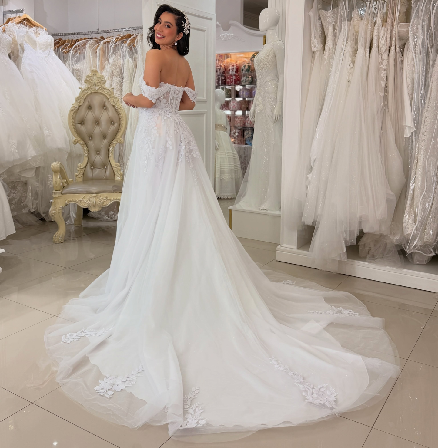 Sweetheart A-Linie Tüll 3D Blumen Strand Brautkleider für die Braut HE878